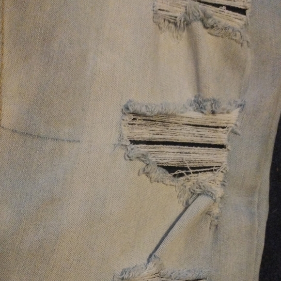 Women's Distressed Straight Leg Jeans in Light Gray​ - Picture 6 of 9
